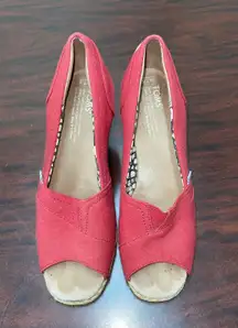 Toms Red Wedge Open Toe Sandals Size 7.5