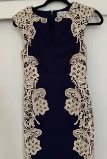 Women’s Paper Dolls Navy Blue Dress Size 4 White‎ Lace Detailing