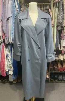 London Fog Women’s Trench Coat Blue/Gray. Size 6P Preloved New Condition.