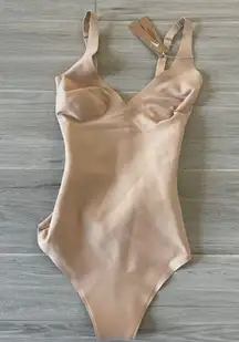 NWT SKIMS BODY UNLINED PLUNGE THONG BODYSUIT CLAY S