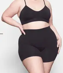 Skims Soft Smoothing Seamless Shorts‎ Sculpt High Waisted Mid Thigh Onyx Size XS