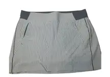 Athleta Women 20 Brooklyn‎ Textured 16" Skort Gray White Straped Athletic Skirt
