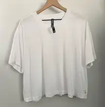 Vuori XL White Energy Tee Boxy Relaxed Fit Crew Neck