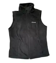 Columbia women’s Benton Springs Black Vest size Medium
Excellent condition