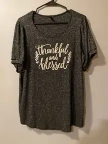 Ava James Charcoal Gray Thankful And Blessed Short Sleeve Scoop Neck Shirt Size