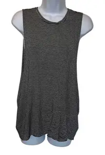 Honey Punch Black White Stripe Sleeveless Top Shirt Medium Flowy Exaggerated