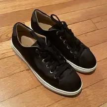 𝅺🖤 Club Monaco leather trainers - size 6