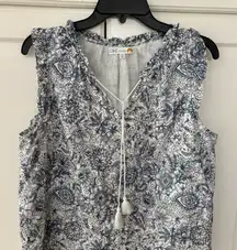 C&C California sleeveless floral ruffle blouse with‎ tassel ties size M. Cotton