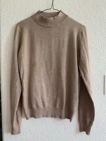 Milano Essential Turtleneck sweater Beige NWT lightweight super soft