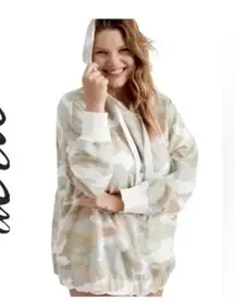 Aerie Size Small Oversized Sun Washed Dessert Camo Hoodie Sweatshirt Green Boho