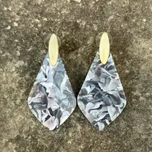 Vintage 1980s Grey/White Plastic Earrings