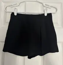 Black Skort