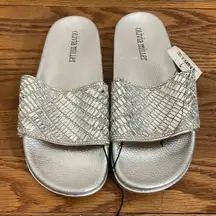 Olivia Miller Rhinestone Daytona Slides Sandals Silver size 6 NWT