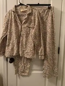 Meg and Lily Women's Leopard Print 2 Piece Pajama Pant Set Shirt & Pants Size L
