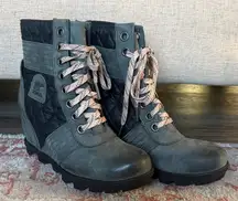 Sorel Women's Black and Gray Lace-Up Boots Wedge Anole Booties Waterproof 7.5