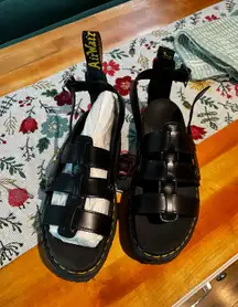 Dr. Martens Doc Martens Sandals