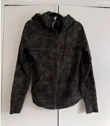 Lululemon Camo Full Zip Hoodie Jacket Women's Size 12 Green Black Athleisure