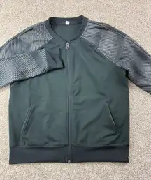 Under Armour Womens L Black Striped Sleeve Track Jacket Full Zip Athletic Casual