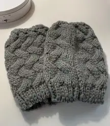 Green Cable Knit Arm Warmers \ Leg Warmers Set Cozy Winter Fashion Accessories