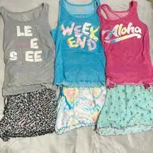 💚 3 sets of pajamas