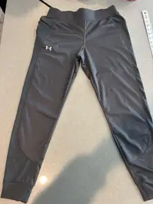 Under Armour Mens Soccer Pants Gray Loose Fit Athletic Joggers Size MD