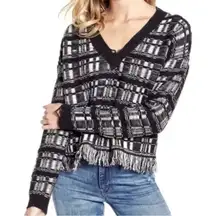 NWT‎ Wildfox Reese Ritzy Fringe Hem Sweater in Black and White V-Neck Size Large