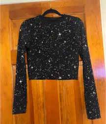 N ike Women's Black and White Star Pattern Long Sleeve Tee