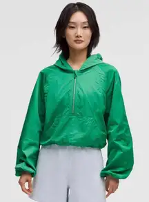 NWT Lululemon Scuba Cropped Anorak -‎ Size 2