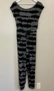 Women’s Sleeveless Tie Dye Pant Jumpsuit Black Grey Size Small NWT