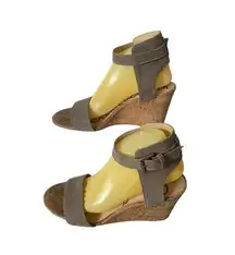 Sam Edelman Ladies 10 Willow Brown Suede Cork Wedge Sandals Ankle Buckle Closure