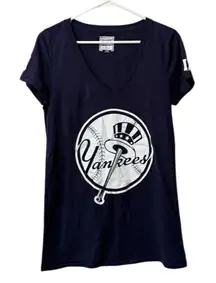Victoria's Secret PINK New York Yankees Short Sleeve T Shirt‎ Size Large Preppy