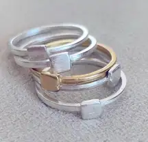 Stacking metal rings