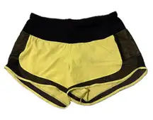 RARE green Lulu 2.5 shorts. Barley worn!