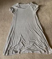 Old Navy T-Shirt Dress Striped