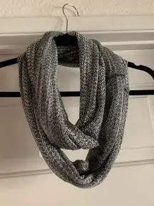 Black And White Infinity Scarf