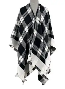 Plaid Poncho Black White Blanket Shawl Buffalo Cozy Wrap One Size