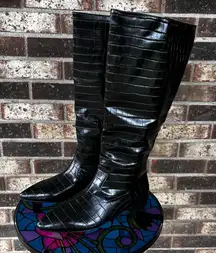 JustFab Black Embossed Sienna Flat Boots Chic Rocker Mobwife Goth‎ Edgy