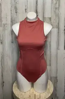 GAZE pink bodysuit