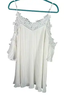 The Clothing Company White Pleated‎ Lace Cold Shoulder Dress M Romantic Bridal