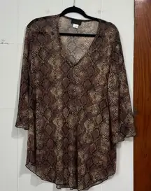 Jordan Taylor Sheer‎ Animal Print Blouse Medium