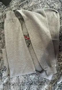 sweatshirt