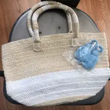 🏝 NWT Summer Straw Tote Bag w/ Tassel