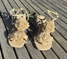 Nwt Women's Esme Floral Crochet Kitten Heels - A New Day
Size 6 spring whimsy
