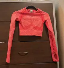 Long-sleeve Crop Top