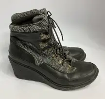 Timberland Amston wedge Booties size 9.5‎