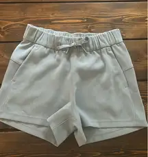 Lululemon Chambray On The Fly Shorts 