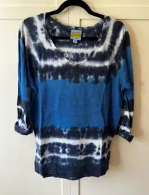 C&C California Women’s Blue Tie Dye Lightweight Knit Top‎ Size Small