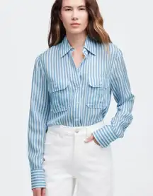 NWT Madewell Blue and White Striped Utility-Pocket Button-Up Shirt - Size: 0
