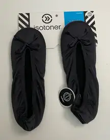 Isotoner Slippers Flat Slip Resistant Stretch Padded Bow Satin Black Medium