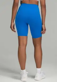 Lululemon Wunder Train High-Rise Short 8"
Poolside size 6!